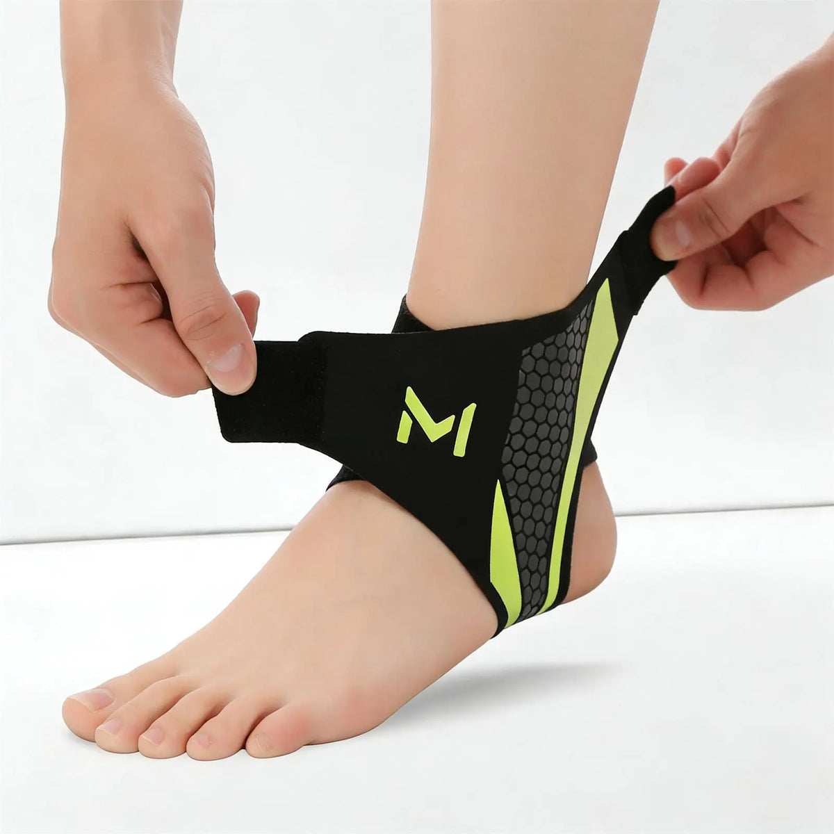 Breathable Ankle Brace Support Sleeve For Sports Anti Sprain Protection With Cushioning Pad For Basketball Football Running GODSIGN